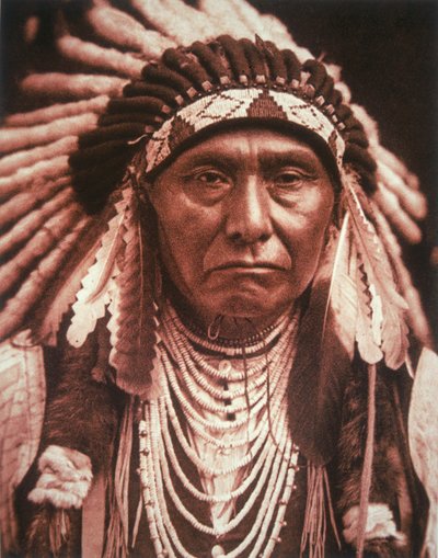 Náčelník Joseph (1840-1904) kolem roku 1903 (černobílá fotografie) od Edward Sheriff Curtis