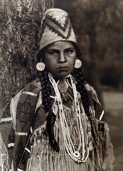 Indián Ameriky: Portrét dívky Umatilla od Edward Sheriff Curtis
