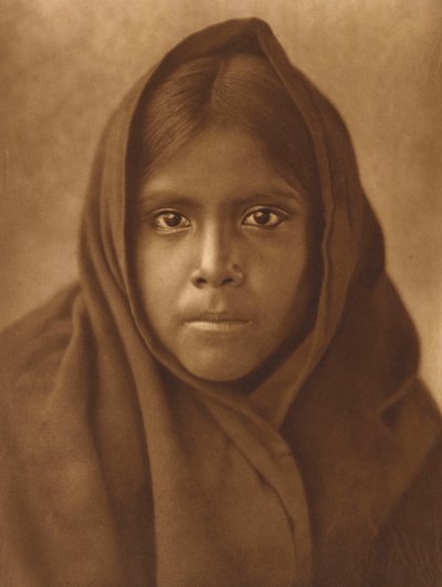Qahatika Girl, cca 1907 (velkoformátový hlubotisk) od Edward Sheriff Curtis