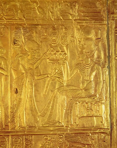 Detail ze zlaté svatyně, z hrobky Tutanchamona (asi 1370-1352 př.nl) Nová říše (dřevo překryté gessem pokrytým plátovým zlatem) od Egyptian 18th Dynasty