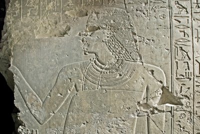 Egyptská antiquitis: reprezentace vezíra Ramose. Nízký reliéf jeho hrobky (18. dynastie). Luxor, Théby, Hrobka šlechticů Egypt od Egyptian 18th Dynasty