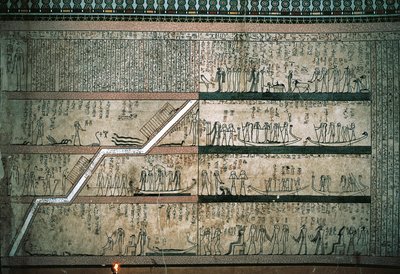 Fresky zobrazující Kniha Amduat, Cesta sluneční lodi, na východní stěně pohřebních komor od Egyptian 18th Dynasty