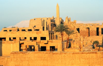 Velký Amonův chrám, východní sektor, chrámový komplex Karnak, Luxor, Théby (Seznam světového dědictví UNESCO) od Egyptian 18th Dynasty
