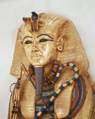 Nejvnitřnější rakev krále, hrobka Tutanchamona (asi 1370-1352 př. n. l.) Nová říše (zlato vykládané polodrahokamy) od Egyptian 18th Dynasty