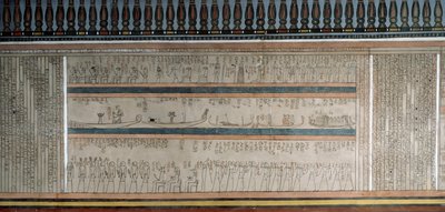 Text a postavy z Knihy Amduat, detail z fresek v pohřební komoře Amenhotepa II., Údolí králů, Luxor, Théby (Seznam světového dědictví UNESCO od Egyptian 18th Dynasty