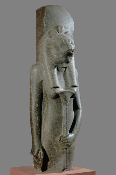 Bohyně Sekhmet držící žezlo v podobě stonku papyru ... od Egyptian 18th Dynasty