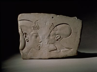 Wilbourova plaketa, z moderní Amarna, New Kingdom (vápenec) od Egyptian 18th Dynasty