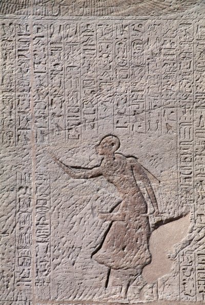 Basreliéf z malého Hathořina chrámu zasvěceného královně Nefertari, Abú Simbel (Seznam světového dědictví UNESCO) od Egyptian 19th Dynasty