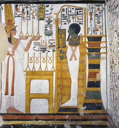 Nefertari nabízí Ptahovi prádlo, detail ze západní stěny východní přístavby hrobky Nefertari (nástěnná malba) od Egyptian 19th Dynasty