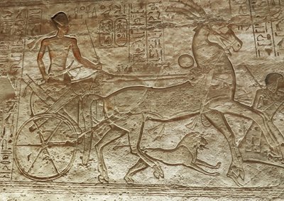 Ramses II. na svém voze, velký chrám v Abú Simbelu (reliéf) od Egyptian 19th Dynasty
