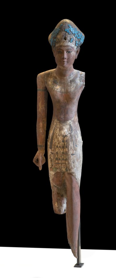 Socha panovníka Ramesside, čelenka s modrou korunou a v přední bederní roušce od Egyptian 19th Dynasty