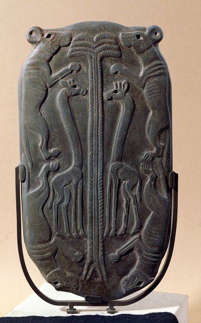 Paleta zobrazující čtyři psy a dvě žirafy s palmou, Thinite Period (břidlice) od Egyptian 1st Dynasty