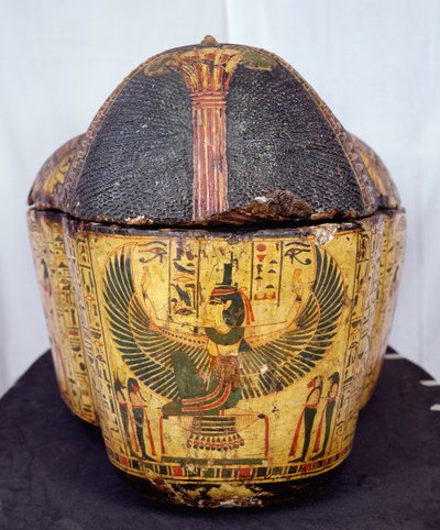 Horní konec rakve mumie Nesjamuna, pravděpodobně nalezené v Deir El-Bahri, Nová říše, cca 1100 př.nl (malované dřevo) od Egyptian 20th Dynasty