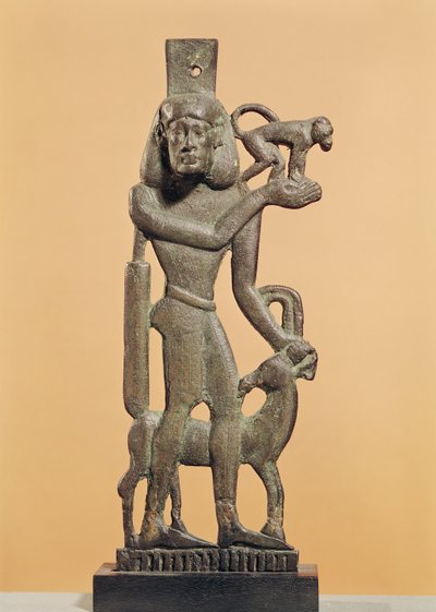 Postava muže držícího opici s kozorožcem, který si olizuje koleno, Saite Period (bronz) od Egyptian 26th Dynasty