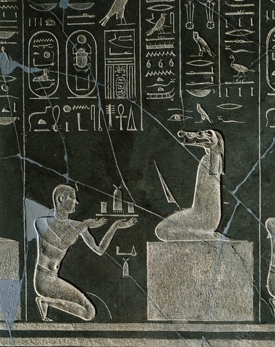 Doleritský reliéf Nectanebo I., krále nabízejícího dar démonovi s krokodýlí hlavou, z Heliopolis v chrámu Atum od Egyptian 30th Dynasty
