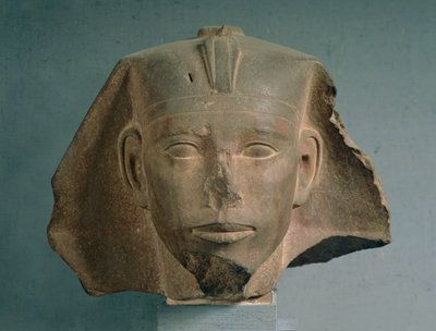 Hlava krále Djedefre, z Abu Roash, Stará říše, cca 2565-2558 př.nl (křemenec) (viz také 50746) od Egyptian 4th Dynasty
