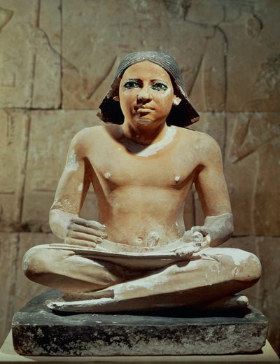 Sedící písař držící svitek (socha) od Egyptian 4th Dynasty