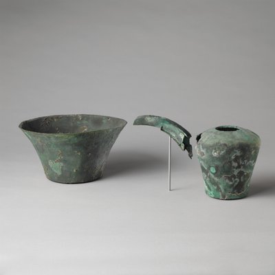Nálevka a umyvadlo (měď) od Egyptian 6th Dynasty