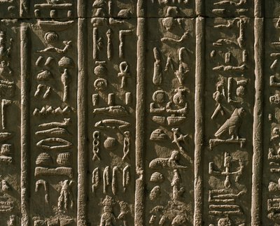 Nízký reliéf s hieroglyfy, 51-30 př. Kr od Egyptian Egyptian
