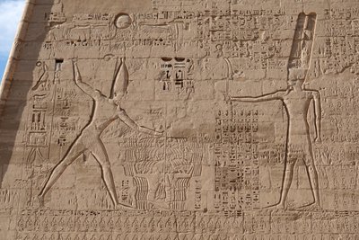 Scéna masakru nepřátel, Hořův chrám, Edfu od Egyptian Egyptian