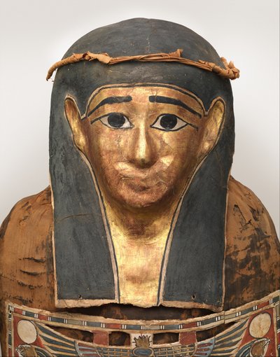 Mumie of Nesmin (detail masky mumie s rostlinným věncem), 200-30 př.n.l. od Egyptian Ptolemaic Period