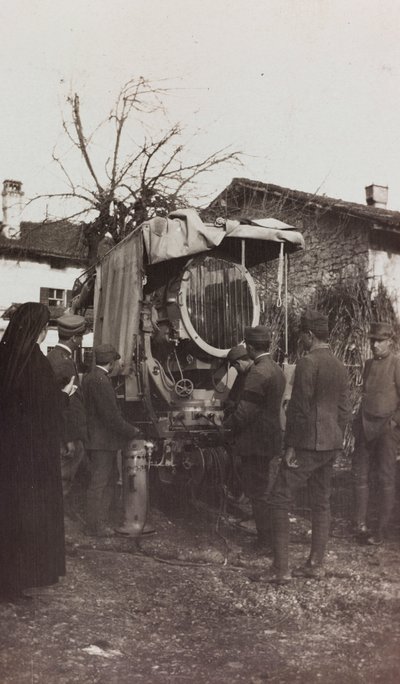 Album první světové války ve Friuli-Venezia Giulia: fotoelektrický vůz, 01-04/1916 (čb foto) od Elena Bianconcini