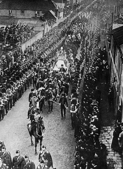 Odchod královny Viktorie, 1901 1937 od Elliott and Fry