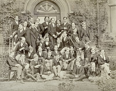 Fotografie domu na Eton College, 1870 od English Photographer