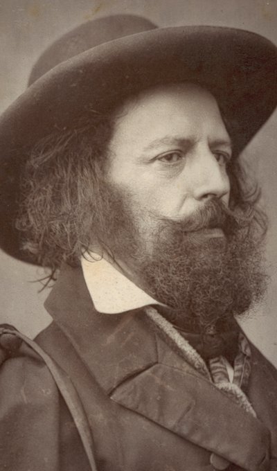 Alfred Lord Tennyson, básník, portrét (čb fotografie) od English Photographer