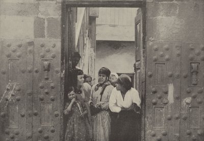 Starobylé kamenné dveře, Tiberias, město na Galilejském jezeře, v jehož sousedství je náš Spasitel? od English Photographer