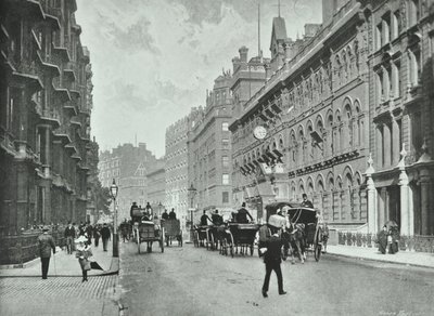 Army and Navy Stores, Victoria Street, Westminster LB: při pohledu na východ od Francis Street, 1895 od English Photographer
