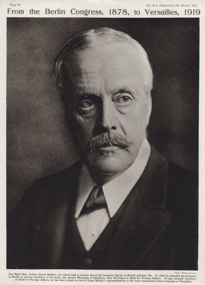 Arthur Balfour , britský konzervativní politik a předseda vlády (čb foto) od English Photographer