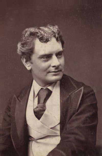 Arthur Cecil od English Photographer