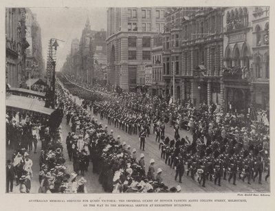 Australská vzpomínková služba pro královnu Viktorii, Imperial Guard of Honor procházející podél Collins Street, Melbourne, na cestě k Pamětní službě ve výstavních budovách od English Photographer