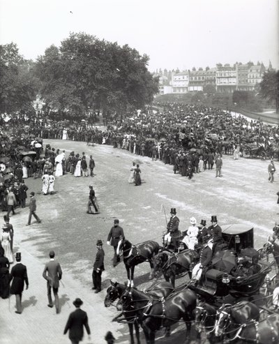 Čekání na královskou rodinu od English Photographer