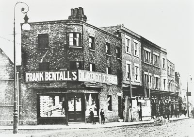 Bentalls, Clarence Street, Kingston: celkový pohled, 1890 od English Photographer