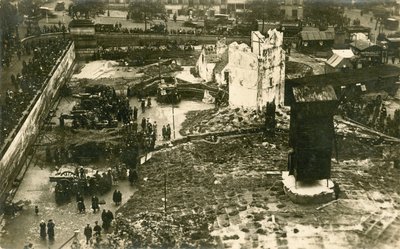 Oblast Londýna poškozená bombami od English Photographer