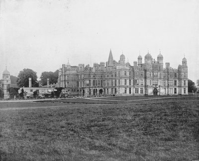 Burghley House (černobílá fotografie) od English Photographer