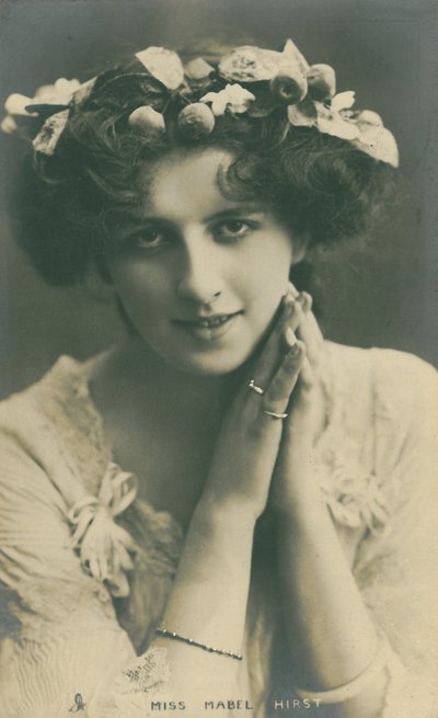 Osobnosti jeviště: slečna Mabel Hirstová, kolem 1903-08 od English Photographer