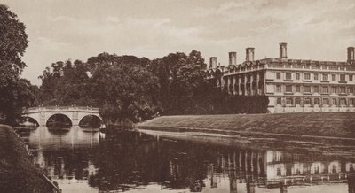 Clare College and Bridge, Cambridge (černobílá fotografie) od English Photographer