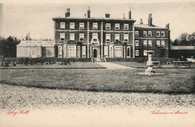 Cley Hall (černobílá fotografie) od English Photographer