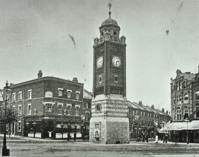 Věž s hodinami, The Broadway, Crouch End, 1890 od English Photographer