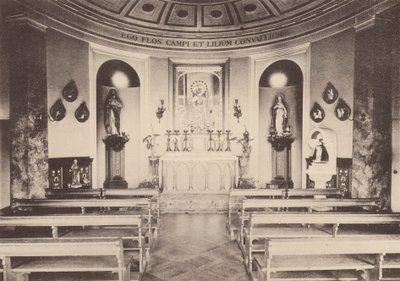 Klášter Nejsvětějšího srdce, Roehampton: (čb foto) Kaple Mater Admirabilis (čb foto) od English Photographer