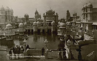 Čestný dvůr, Francouzsko-britská výstava, Londýn, 1908 od English Photographer