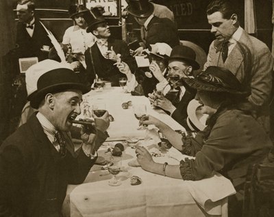 Denní oběd v Derby, tisk Horace W. Nichols, kolem roku 1910 (hlubotisk) od English Photographer