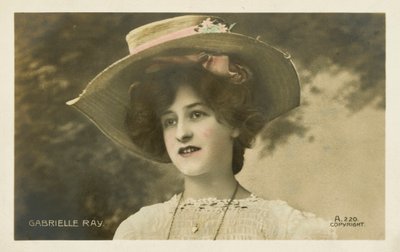 Gabrielle Ray, anglická divadelní herečka (kolorovaná fotografie) od English Photographer