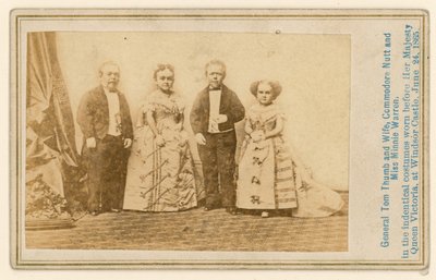 Generál Tom Thumb a jeho manželka, Commadore Nutt a slečna Minnie Warren od English Photographer