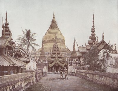 Pozlacená pagoda u Pagana (barevné foto) od English Photographer