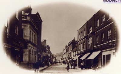 Godalming High Street, Surrey, cca 1900 (sépiová fotografie) od English Photographer