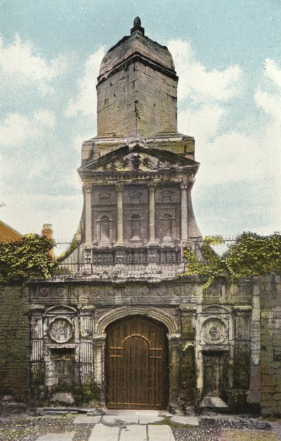 Gonville and Caius College, brána cti od English Photographer